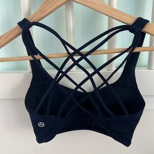 Lululemon free to be wild bra in true navy